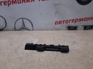 Кронштейн порога Mercedes E350 2010