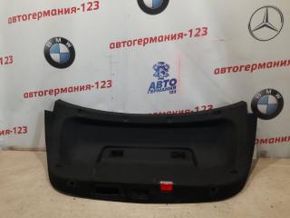 Обшивка двери багажника задняя Mercedes C180 2017