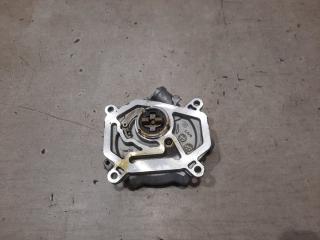 Запчасть вакуумный насос тормозов Mercedes C180 2017