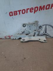 Запчасть петля капота правая BMW 116 2013