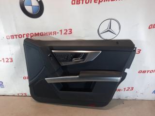 Обшивка двери передняя правая Mercedes GLK300 2010