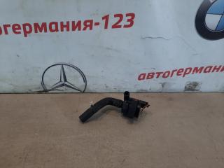 Помпа Mercedes C200 2011