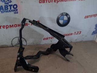 Кронштейн фары правый Mercedes C200 2008