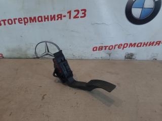 Педаль газа Mercedes GLK300 2010