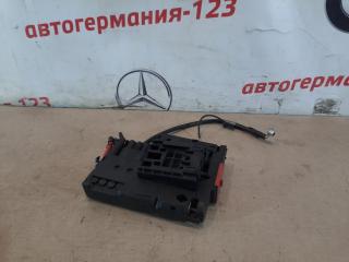 Блок предохранителей Mercedes C200 2011