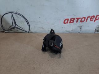 Помпа Mercedes A180 2013