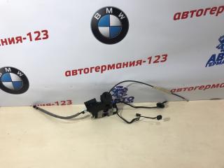 Замок двери передний правый Mercedes E250 2010