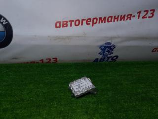Камера переднего вида Mercedes C200 2011