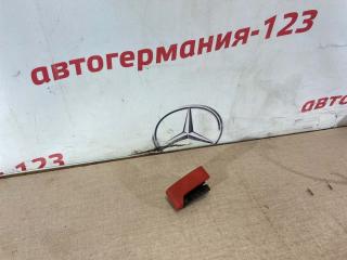 Ручка открывания капота Mercedes A180 2018