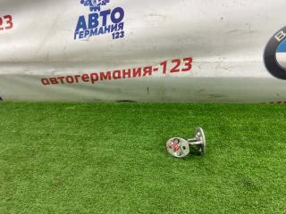 Запчасть петля двери Mercedes V220 2016