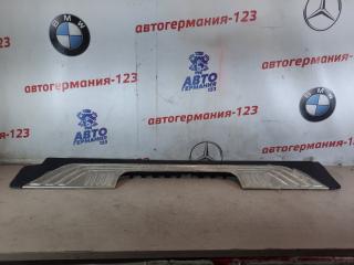 Накладка замка багажника Mercedes V220 2016 контрактная Накладка замка багажника Mercedes V220 2016