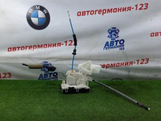 Замок двери передний правый Mercedes E300 2009