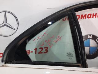 Форточка двери правая Mercedes C180 2013