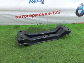 Кронштейн кпп Mercedes C180 2014 контрактная Кронштейн кпп Mercedes C180 2014