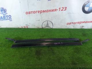 Запчасть молдинг лобового стекла Mercedes GLK300 2010