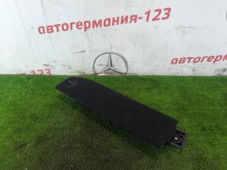 Знак аварийной остановки Mercedes GLK300 2010