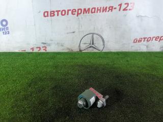 Резонатор Mercedes C220 2018 контрактная Резонатор Mercedes C220 2018