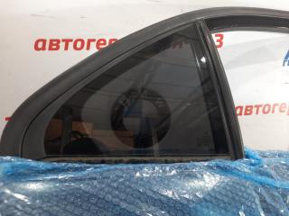 Форточка двери правая Mercedes C200 2010