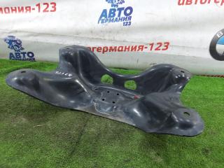 Кронштейн кпп Mercedes V220 2017 контрактная Кронштейн кпп Mercedes V220 2017