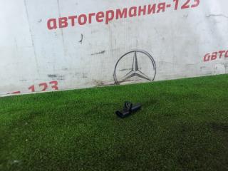 Датчик положения коленвала Mercedes C180 2014 контрактная Датчик положения коленвала Mercedes C180 2014