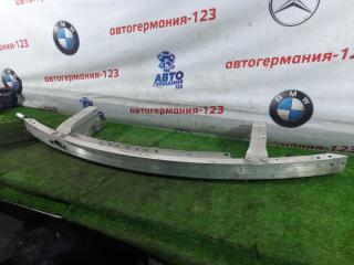 Усилитель бампера передний Mercedes CLS350 2011