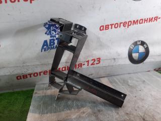 Кронштейн фары левый BMW X3 2012