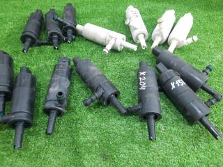 Насос омывателя фар С200 2014 W204