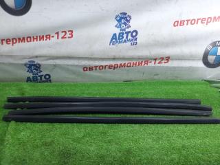 Молдинг стекла BMW 320i 2013