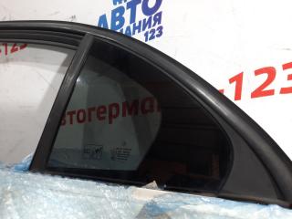 Форточка двери левая Mercedes A180 2016