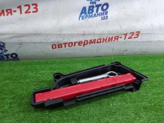 Набор инструментов Mercedes C200 2017