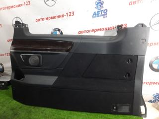 Фото запчасти обшивка салона правая Mercedes V220 2016 контрактная запчасть Запчасть обшивка салона правая Mercedes V220 2016