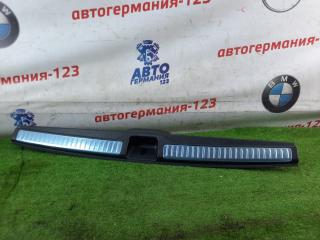 Накладка замка багажника Mercedes GLC250 2018 контрактная Накладка замка багажника Mercedes GLC250 2018