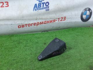 Фото запчасти кронштейн правый Mercedes V220 2016 контрактная запчасть Запчасть кронштейн правый Mercedes V220 2016