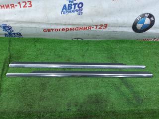 Молдинг стекла передний Mercedes V220 2016