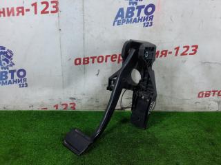 Педаль газа Mercedes A180 2018