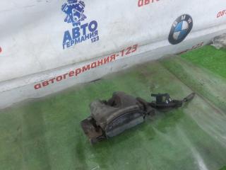 Запчасть суппорт тормозной передний правый Mercedes ML350 2012