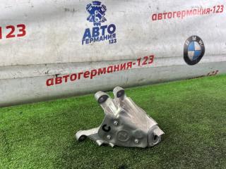 Запчасть кронштейн двигателя правый BMW 520d 2017