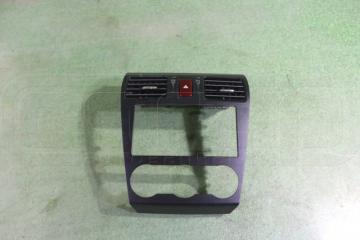Консоль магнитофона Subaru Impreza 09.2012 контрактная Консоль магнитофона Subaru Impreza 09.2012