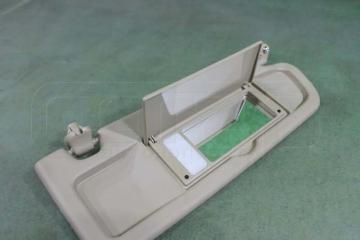 Козырек солнцезащитный правый Honda Civic 2005