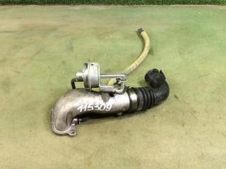 Патрубок впускной системы Subaru Legacy 1999 контрактная Патрубок впускной системы Subaru Legacy 1999