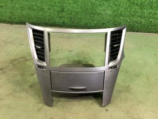 Консоль магнитофона Subaru Outback 2011 контрактная Консоль магнитофона Subaru Outback 2011