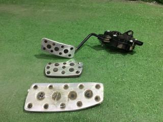 Накладка на педаль Subaru XV 2015 контрактная Накладка на педаль Subaru XV 2015