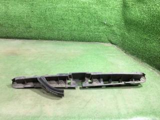 Крепление решетки радиатора Subaru XV 2012