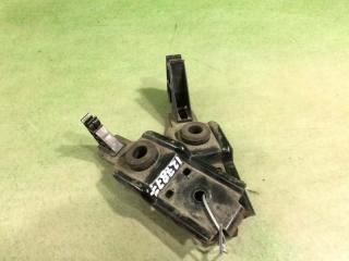 Крепление радиатора Subaru Impreza 2007