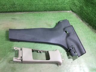 Запчасть накладка на стойку кузова правая Honda Civic 2008 FD1 R18A 84121-SNB-J01ZC контрактная Накладка на стойку кузова правая Honda Civic 2008 FD1 R18A 84121-SNB-J01ZC контрактная