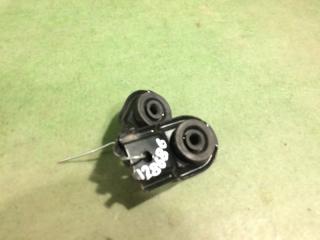 Крепление радиатора Subaru Impreza 2012