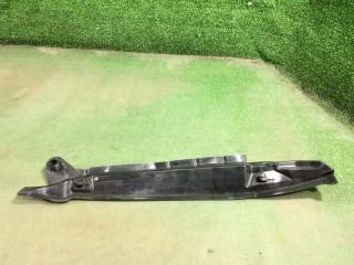 Запчасть пыльник крыла передний правый Honda Fit Shuttle 2012