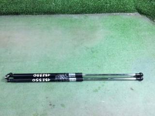 Амортизатор двери багажника Subaru Impreza 2006 контрактная Амортизатор двери багажника Subaru Impreza 2006