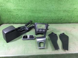 Консоль между сидений Subaru Impreza 2006