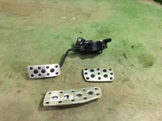 Накладка на педаль Subaru Impreza XV 2010 контрактная Накладка на педаль Subaru Impreza XV 2010